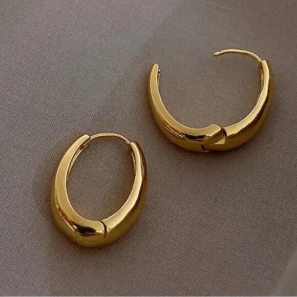 Gold hinged hoop earrings - Picture 2 of 2